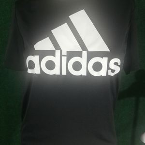 Addidas t-shirt size 14/16